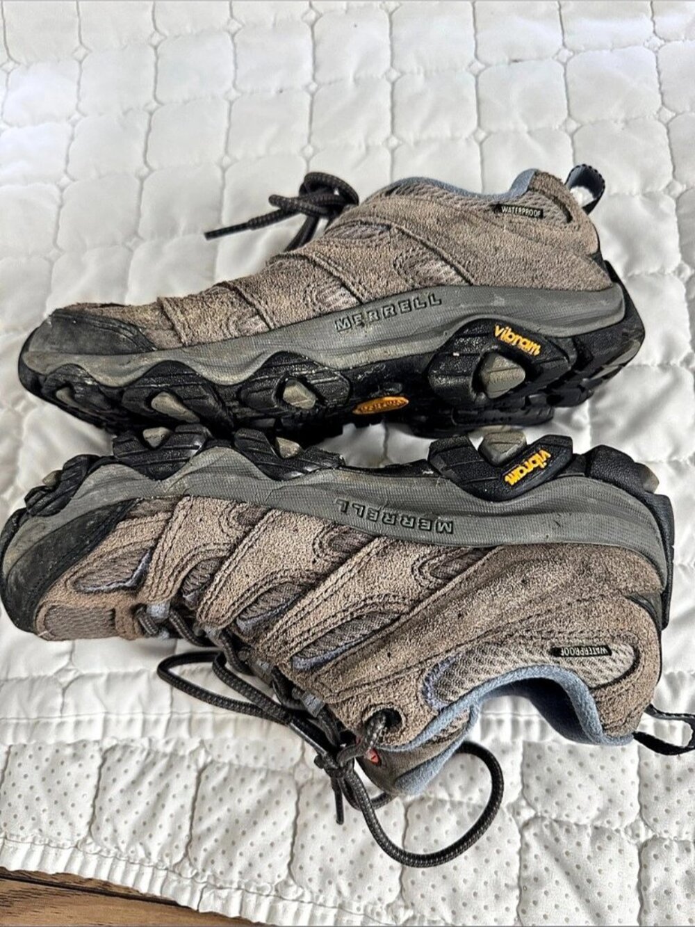 Merrell Women's Moab 3 Waterproof Hiking Shoes - Picture 6 of 10